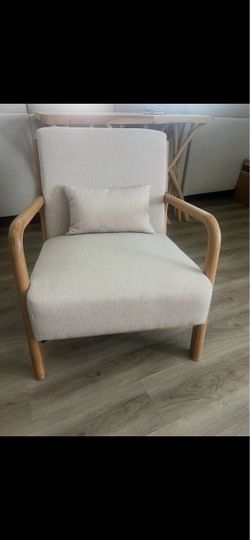 Hertford 26" Wide Mid Century Upholstered Solid Wood Accent Chair with an Extra Pillow