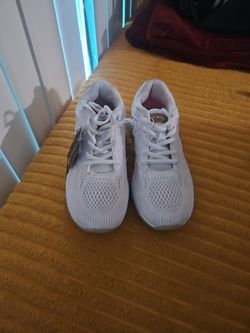 U.S. POLO ASSN Women's WHITE CASUAL SNEAKERS - SIZE 7.5