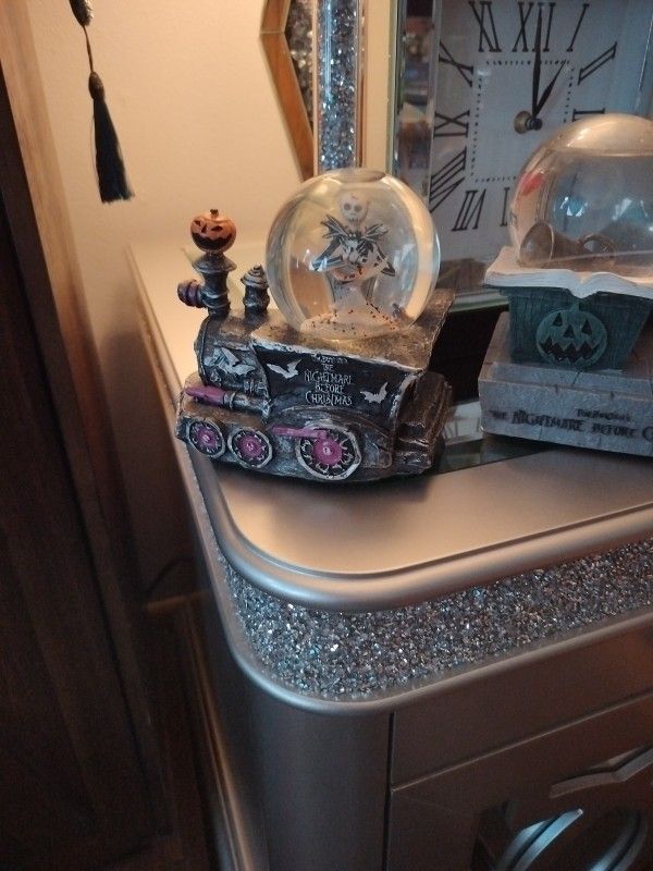 Nightmare Before Christmas Globes