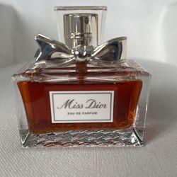Miss Dior Eau De Parfum Genuine 1.7 Fl (50ml)