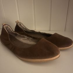 TOMS Olivia Brown Suede Ballet Flat