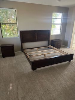 king bed frame set (NO MATTRESS)