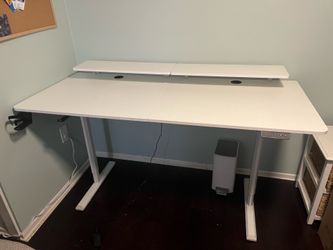 Adjustable Standing Desk