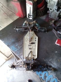 Kyosho inferno MP10 chassis/suspension