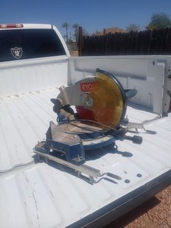 Compound mitre Chop Saw