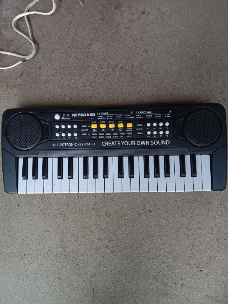 !! Child's Toy Keyboard