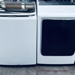 SAMSUNG. WASHER AND GAS DRYER 