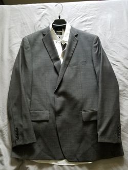 Claiborne Men's 3-pc. suit. Jacket, pants, shirt