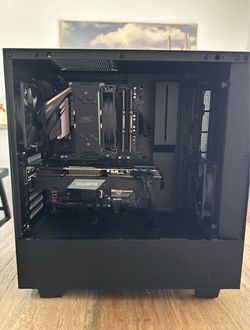 Intel I7 gaming PC ! AMD 6500 xt video