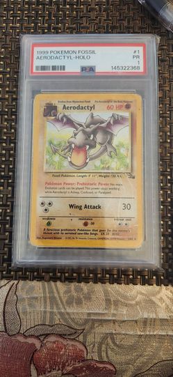 1999 Pokemon Fossil Aerodactyl Holo #1 PSA 1