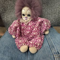 Vintage QTee clown doll 1987