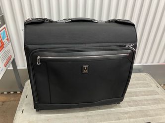 Travelpro Black Rolling Garment Bag