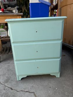 Wood dresser