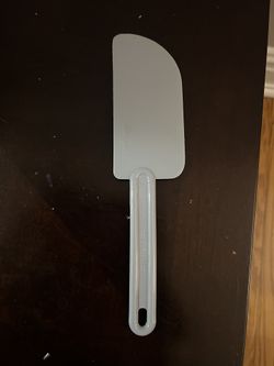 Hard plastic Spatula