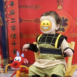 Captain Li Shang Mulan Costume. Size 9-12 M