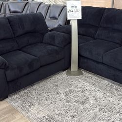 2Pc Black Sofa Set