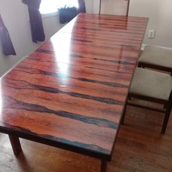 Hardwood Table With 4 Chairs 