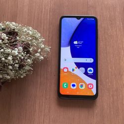 Samsung Galaxy A14 5G ( Unlocked) 64gb Black Color