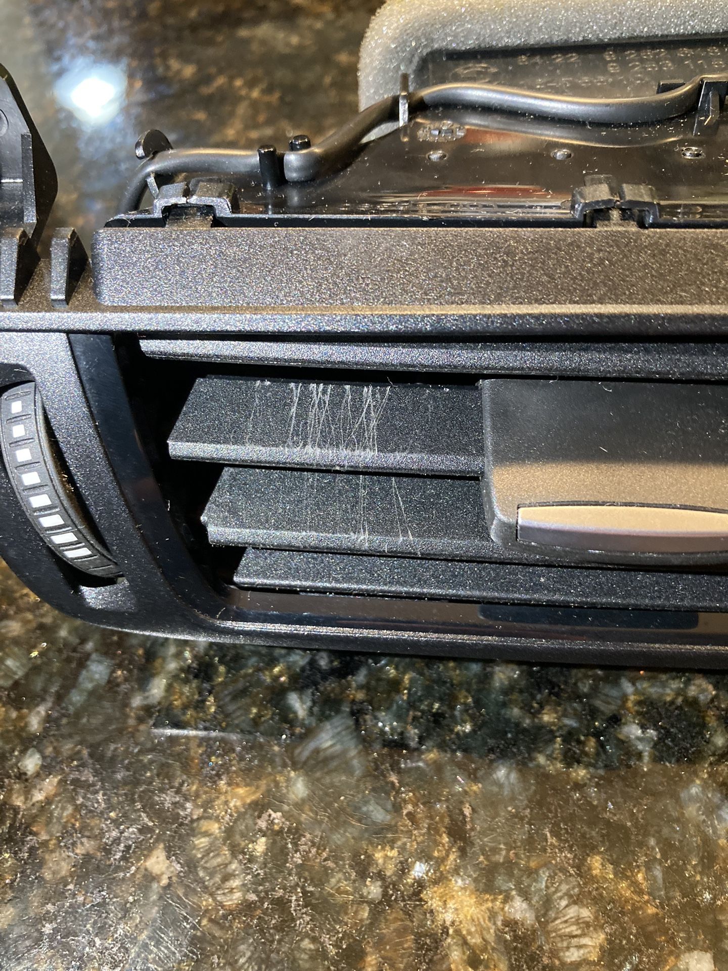 2014-2018 BMW X5 F15 Center Dash Air Vent OEM