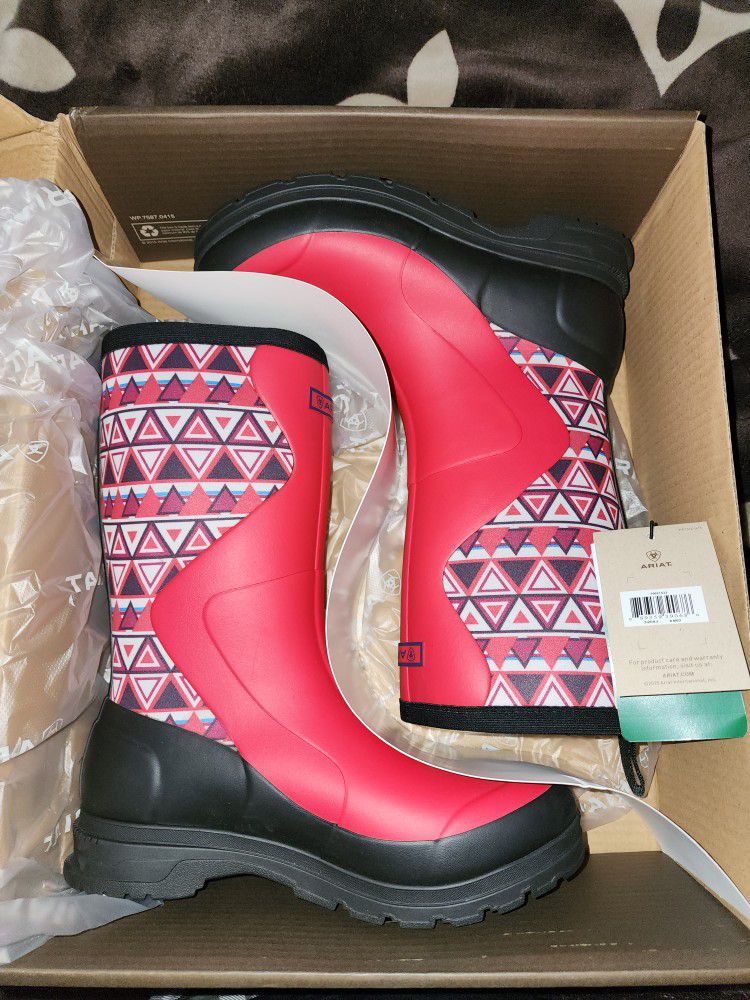Brand New Ariat Waterproof Muck Rain Boots Womans Size 8.5 