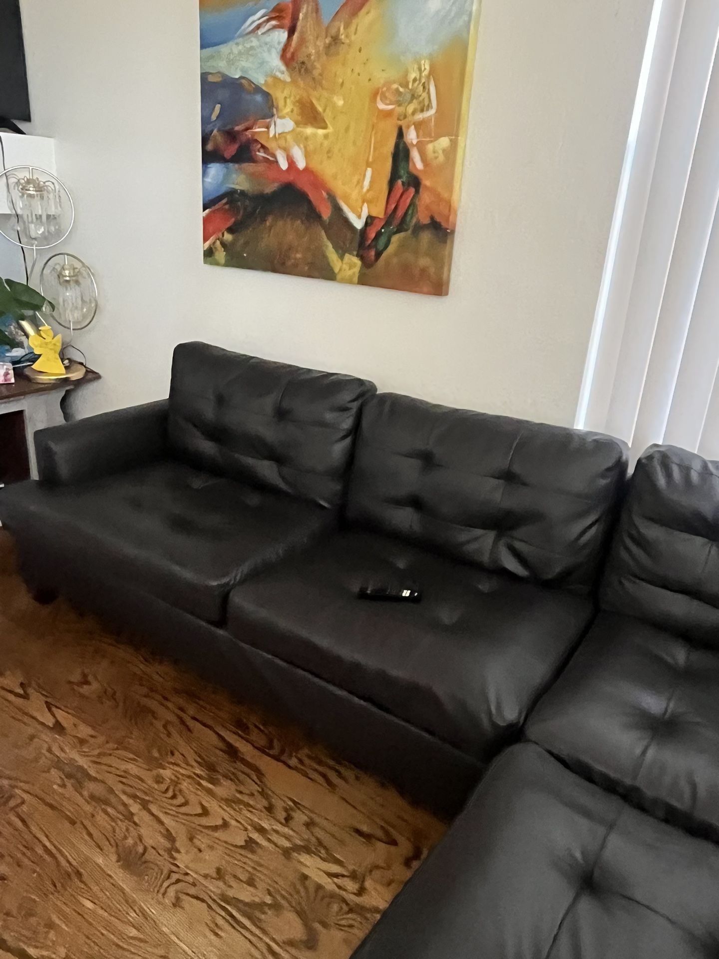 L Shape, Sectional couches