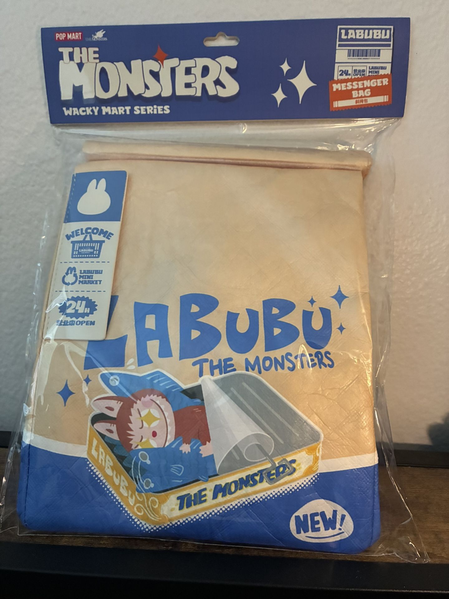 MESSENGER BAG Pop Mart Labubu The Monsters Wacky Mart