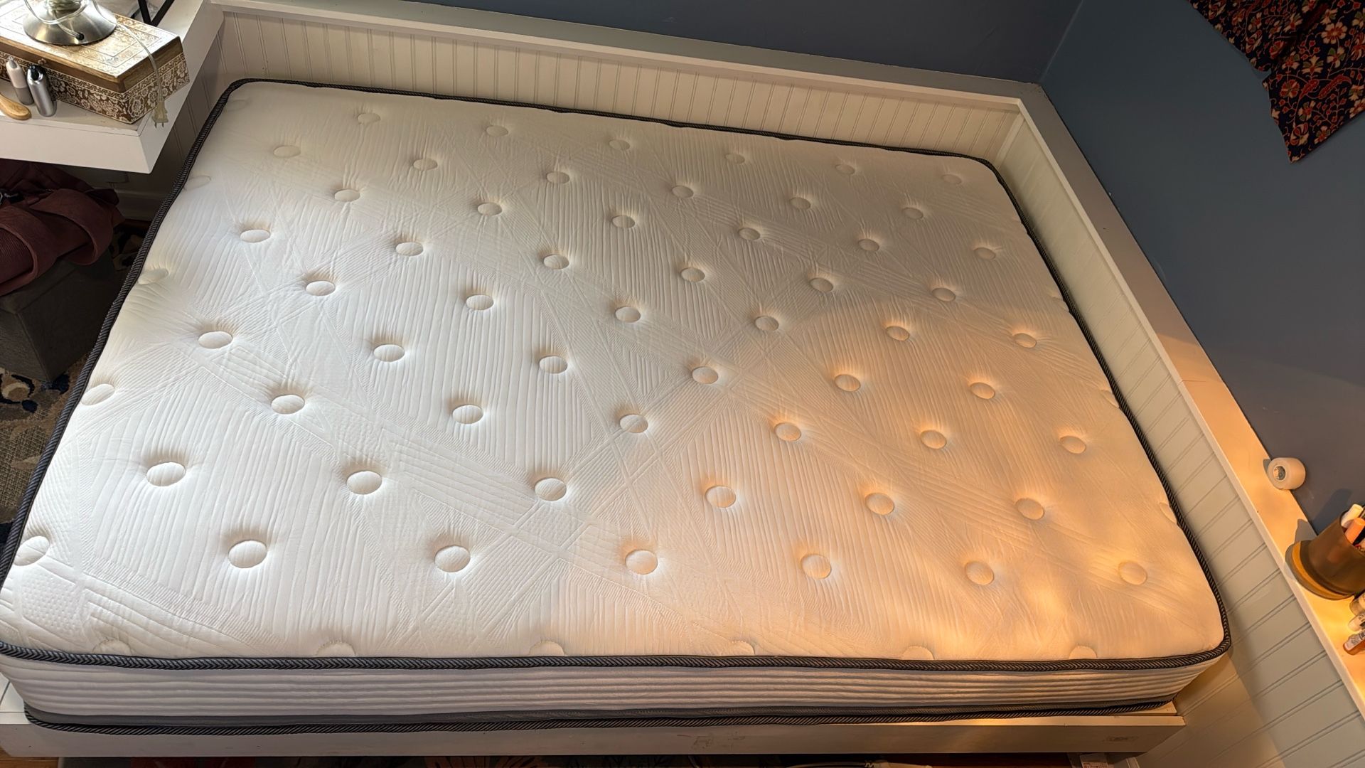 10 Inch Queen Hybrid Mattress