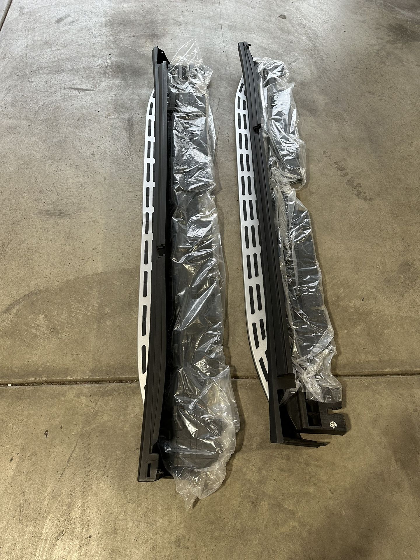 Mercedes Gle Running Boards Brand New Open Box