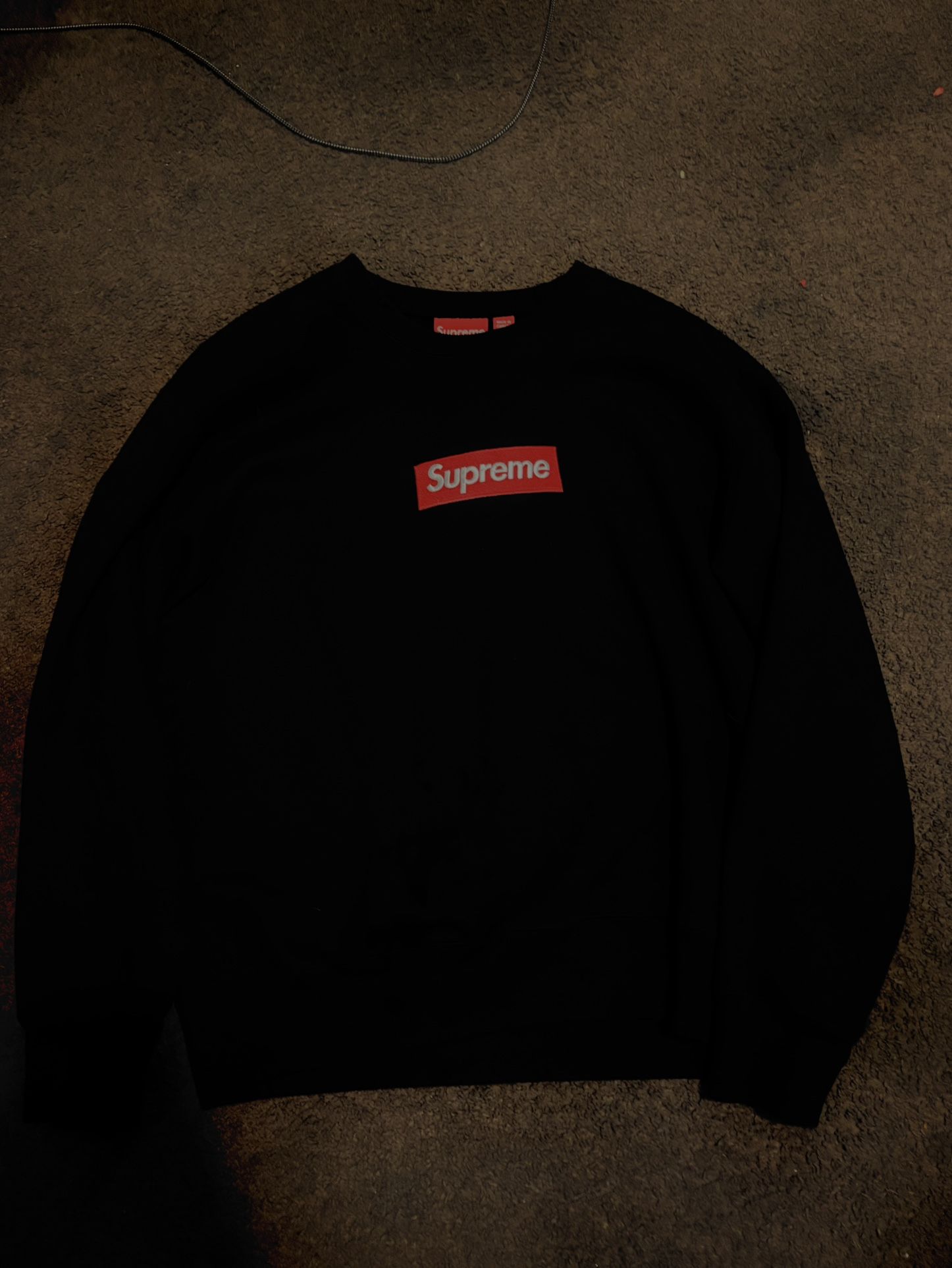 Medium Supreme Crewneck