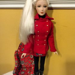 Beautiful Madame Alexander Red Label Doll 