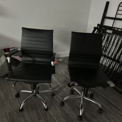 Office Chairs 