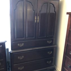 Ethan Allen Men’s Dresser