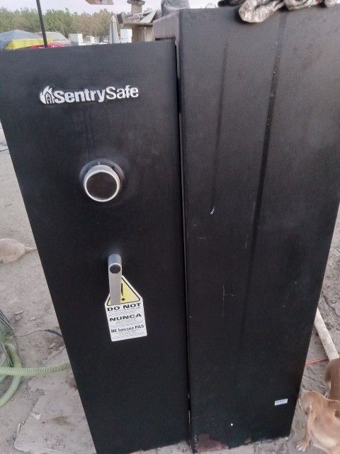 SentrySafe 10 GUN SAFE  #G1055C  DIAL COMBINATION