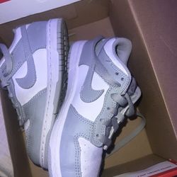 Kids Size 13C Air Jordan 1 Mid Light Smoke Grey 