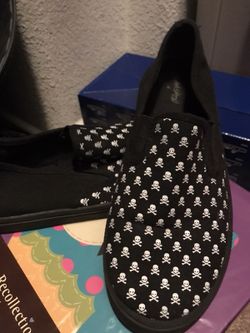 Boys skull size 4 fits me a 61/2in women