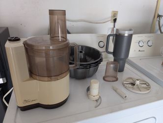 Regal La Machine I Food Processor with Bundt Pans and Tumbler