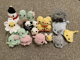Stuffies/toys 