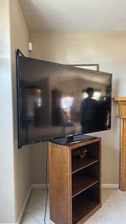 Samsung Flat Screen TV