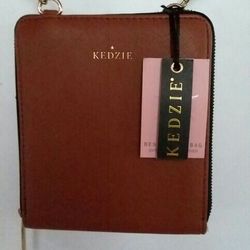 Kedsie "Best Bag Ever" Crossbody Purse New w/tags