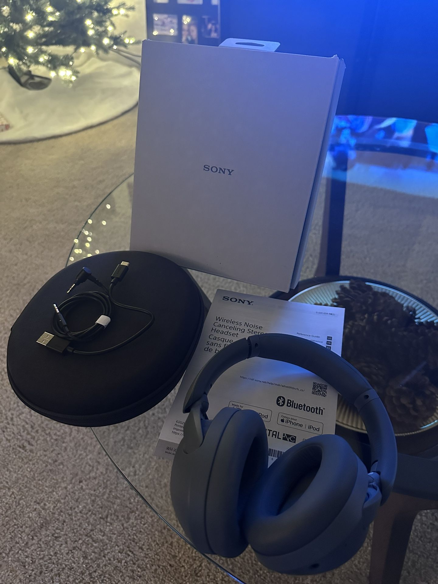 Sony WH-XB910N Wireless Noise Canceling Over-the-Ear Headphones in gray