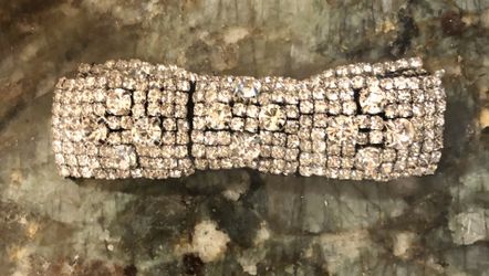 Dog Bow Diamond 💎 (Bow tie)$10