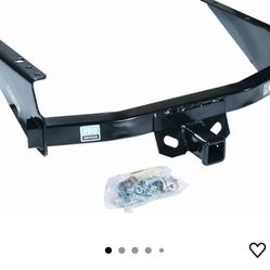 Ford Town 3 Class III Custom-Fit Hitch with 2" Square