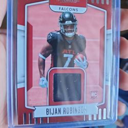 Bijan Robinson Absolute Patch Card