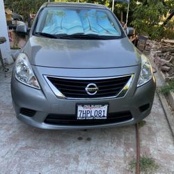 Nissan Versa