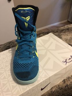 Kobe Perspective size 10 shoes WORN ONE 10/10 CONDITION!