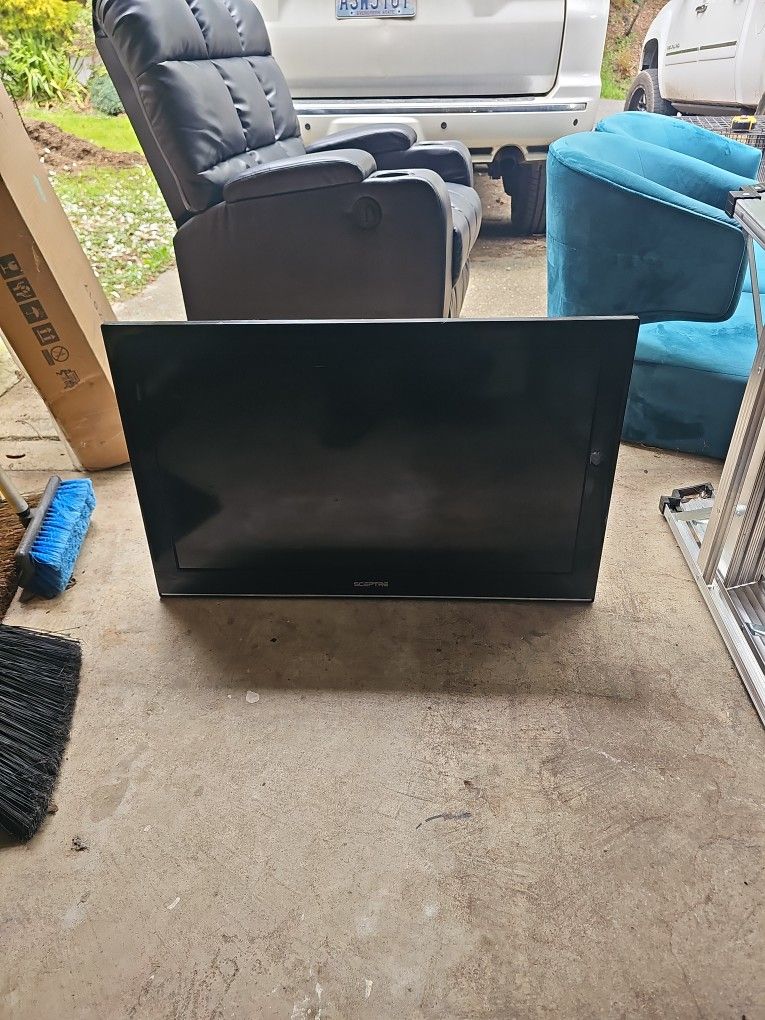 Sceptre X32 32” HDTV 