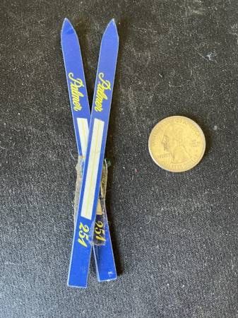 Vintage Unusual Pair Hard Plastic Mini Toy Palmer 251 Skis