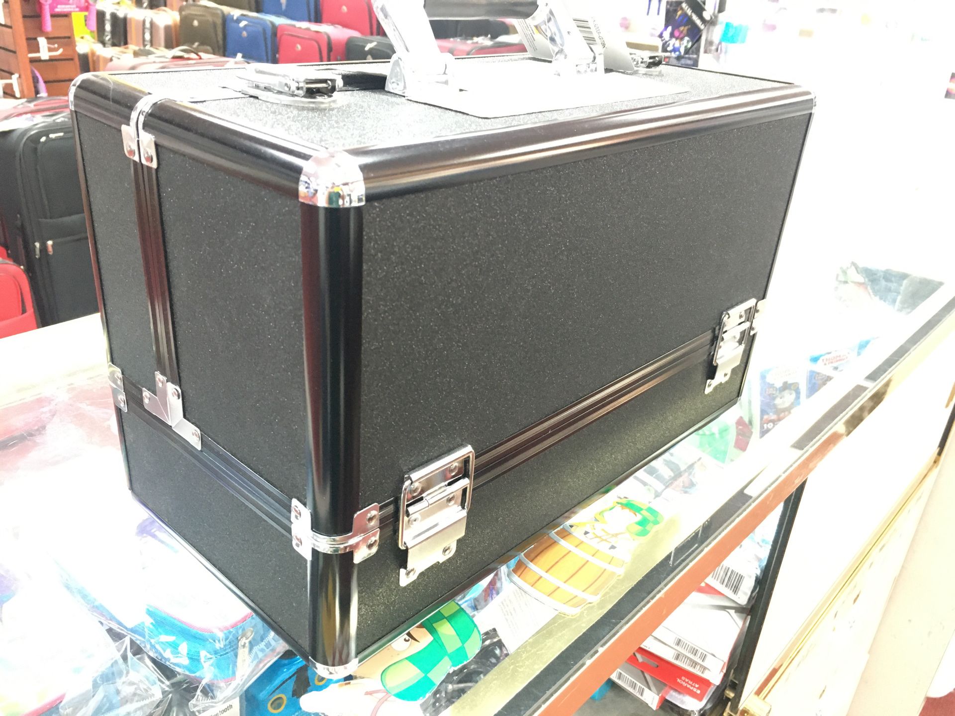 Makeup case silver and black color