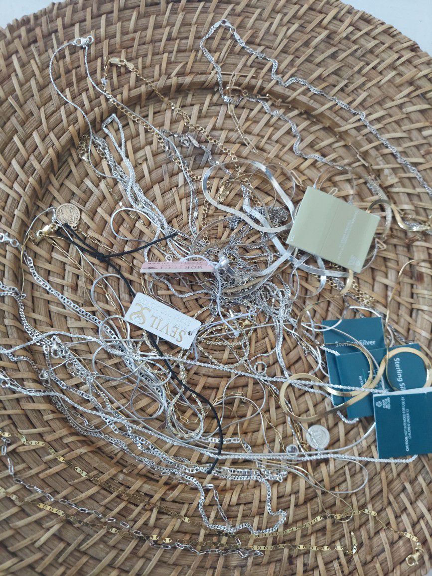 Lots of Italian Sterling Silver Necklaces