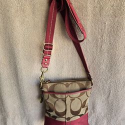 Vintage Coach crossbody
